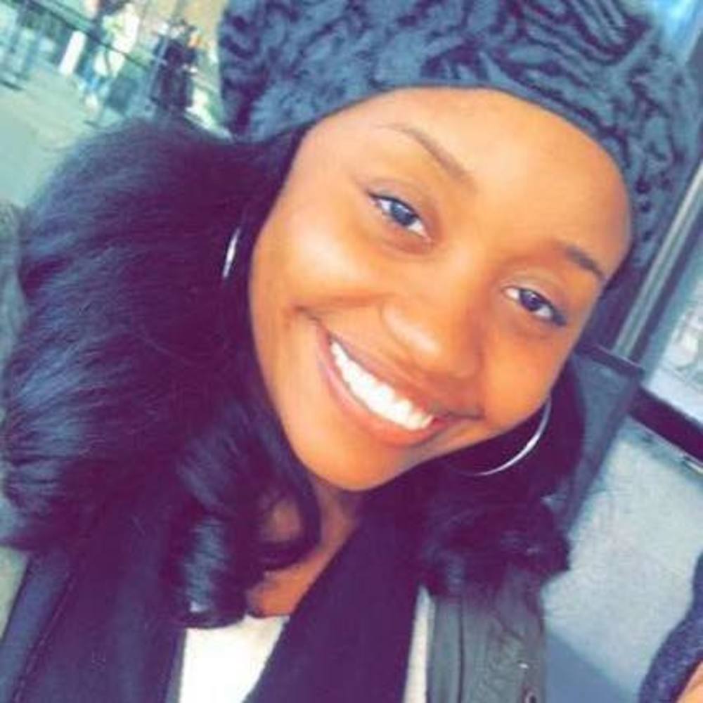 Meet your Posher, Amera